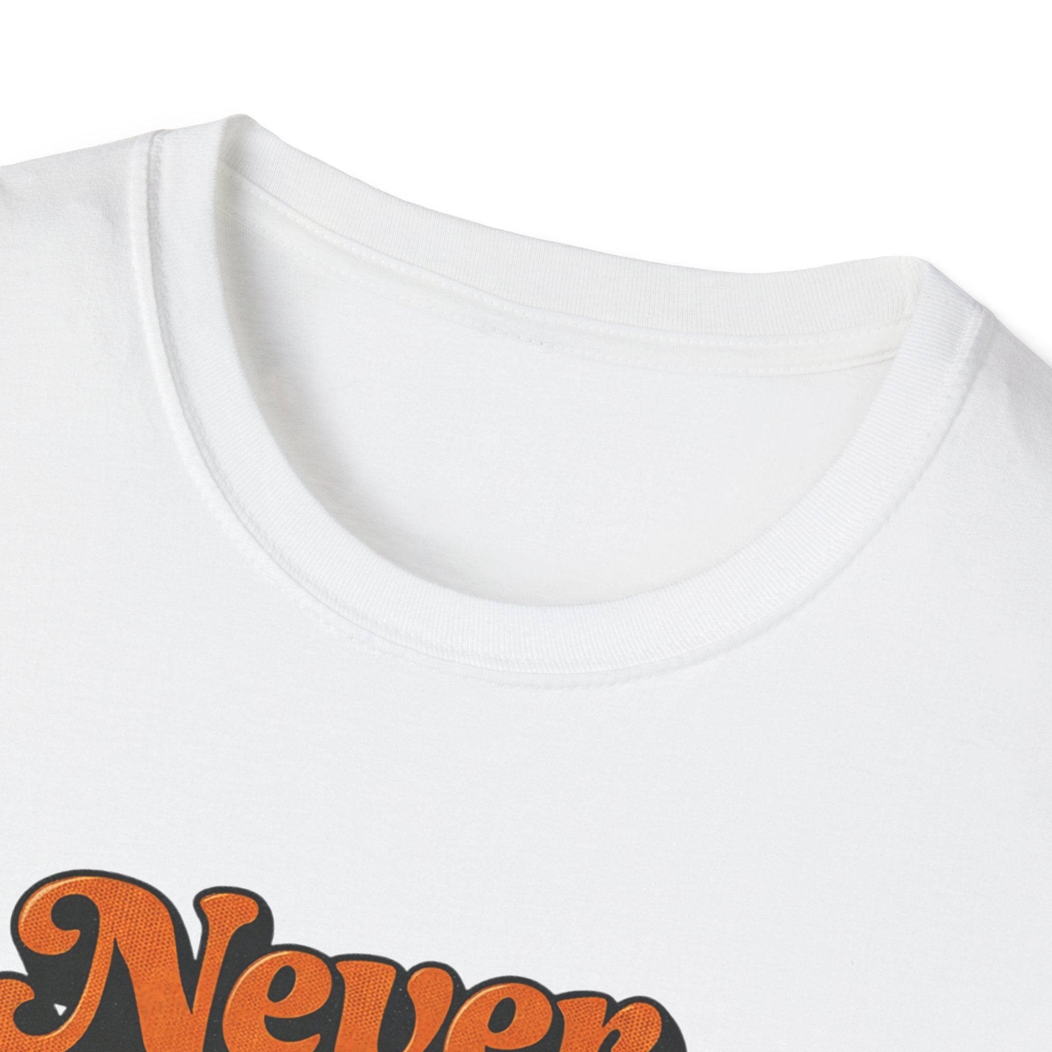 Never Give Up Retro Typhography T-Shirt